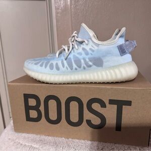 Adidas Yeezy Boost Sky Blue Sneakers